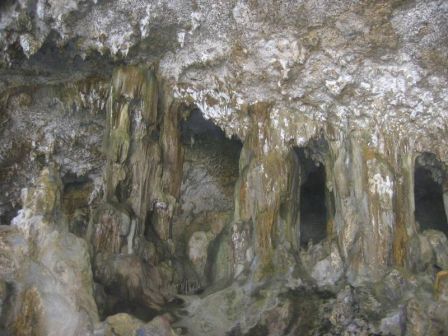 Anapala cave